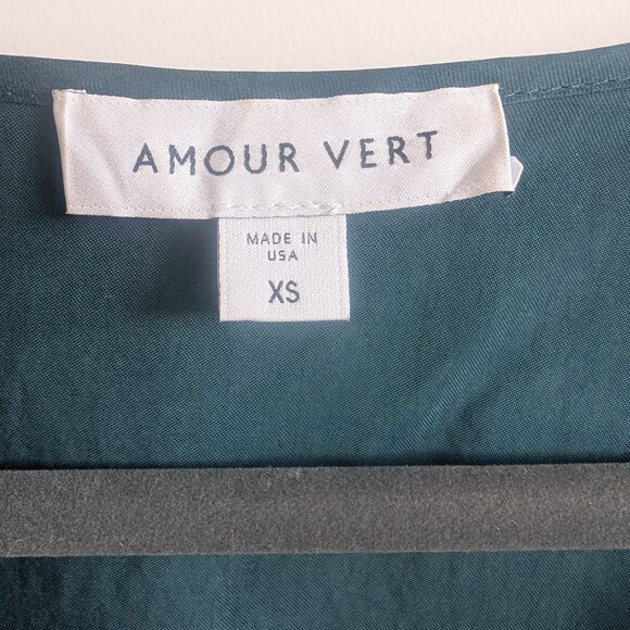 Amour Vert. 'vegan silk' dress - Picture 5 of 7